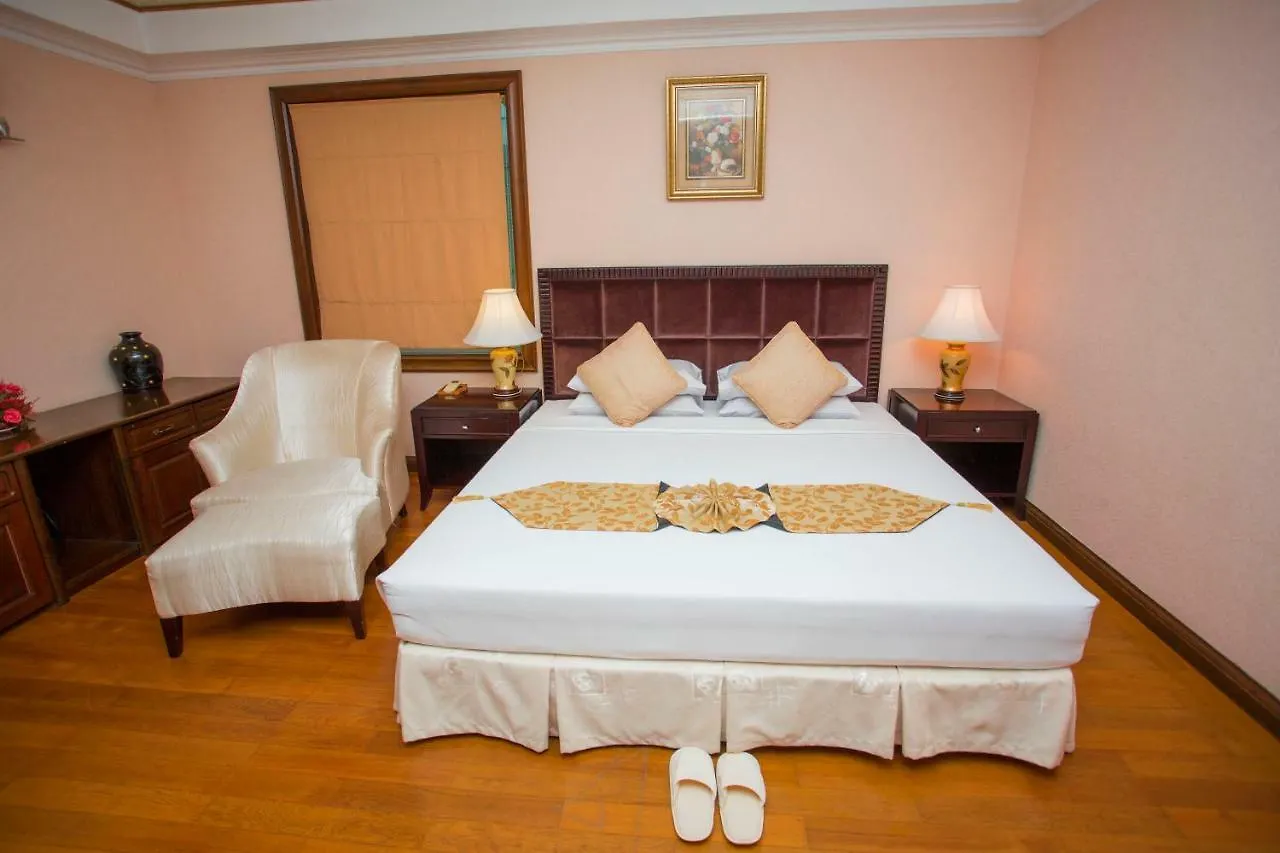 Espace Avenir Service Apartment 3*, Yangon